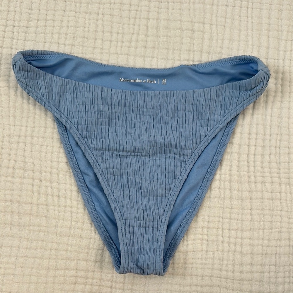 Abercrombie & Fitch Blue hi-leg mid-rise Bikini bottom